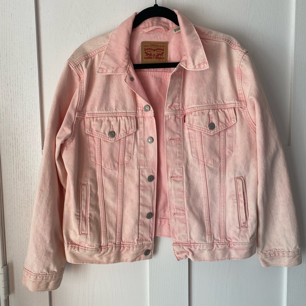 Women’s large Levi’s pink jean jacket